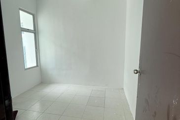 Bukit Galena House for rent