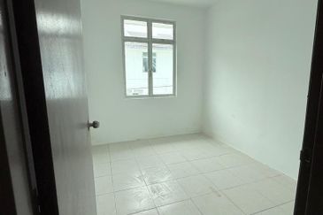 Bukit Galena House for rent