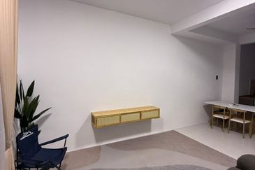 Seremban Taman Lazuli 2storey 4bed 3bath for rent