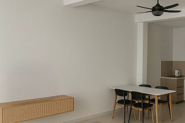 Seremban Taman Lazuli 2storey 4bed 3bath for rent