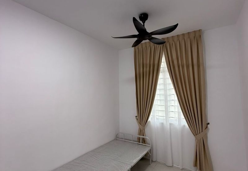 Seremban Taman Lazuli 2storey 4bed 3bath for rent