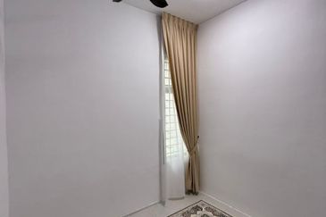 Seremban Taman Lazuli 2storey 4bed 3bath for rent