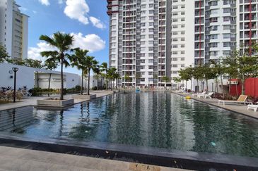 Kalista 2 3bed 2bath partially furnishd for sale 