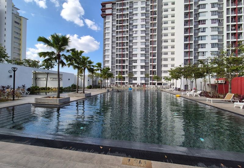 Kalista 2 3bed 2bath partially furnishd for sale 