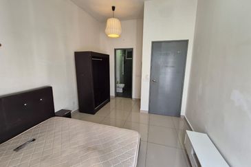 Kalista 2 3bed 2bath partially furnishd for sale 