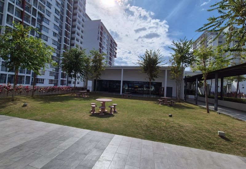 Kalista 2 3bed 2bath partially furnishd for sale 