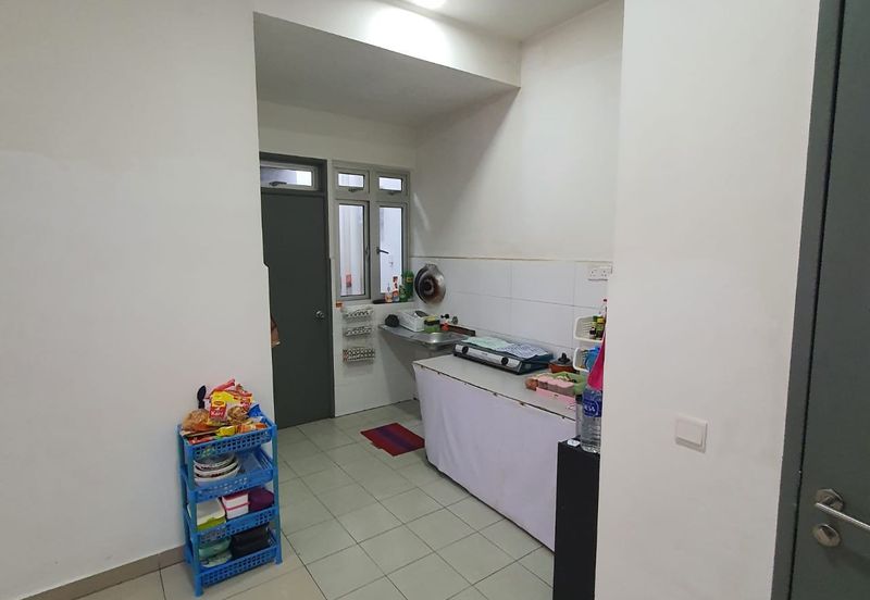 Kalista 2 3bed 2bath partially furnishd for sale 