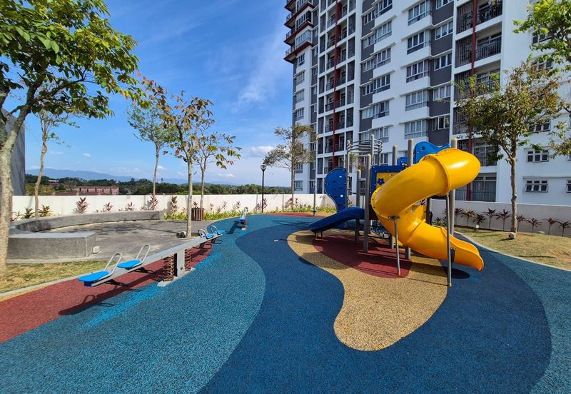 Kalista 2 3bed 2bath partially furnishd for sale 