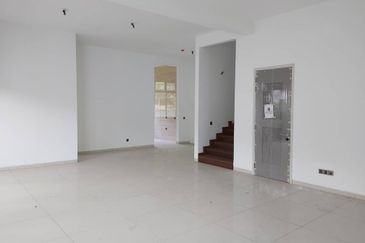 SAUJANA DUTA @ S2 HEIGHTS