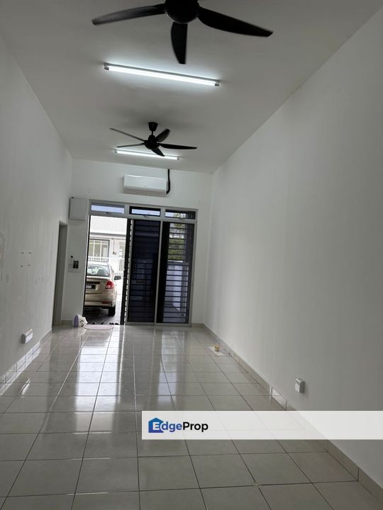 Rimbun Aman 3bed 2bath Partially Furnished For Rent , Negeri Sembilan, Seremban