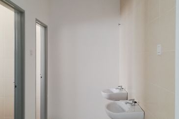 2 Storey Shop Lot Kip Sentral Bandar Sri Sendayan Seremban