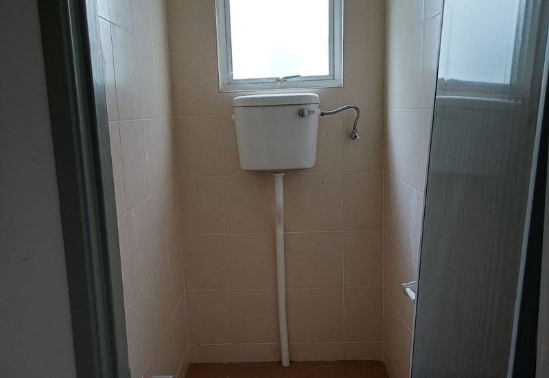 KIP Sentral Sendayan 1st floor for rent 