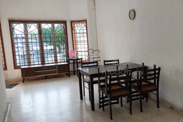 Taman Rasah Jaya Seremban 3bed 2bath Partially Furnished for rent