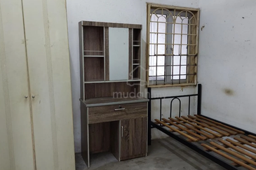 Taman Rasah Jaya Seremban 3bed 2bath Partially Furnished for rent