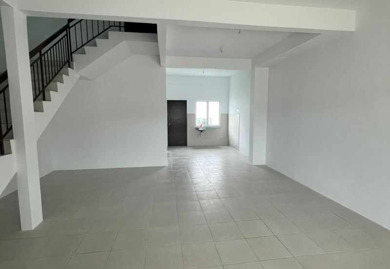 Taman Lazuli Seremban 2storey 4bed 3bath For Rent 