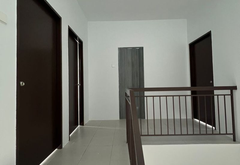 Taman Lazuli Seremban 2storey 4bed 3bath For Rent 