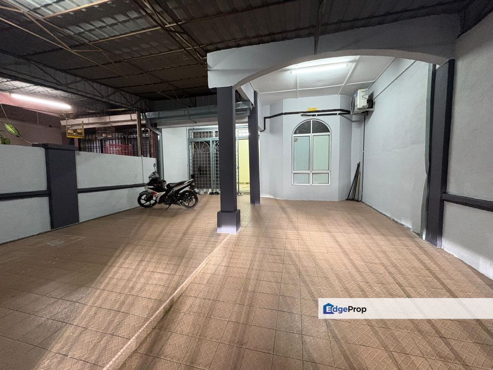 Desa Cempaka Nilai 1storey Partially Furnished For Rent , Negeri Sembilan, Nilai