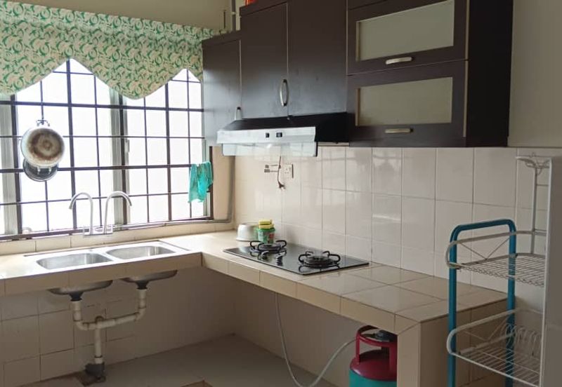 Taman Forest Height 2Storey Partially Furnished For Rent @Seremban 