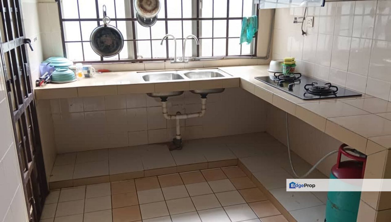 Taman Forest Height 2Storey Partially Furnished For Rent @Seremban , Negeri Sembilan, Seremban