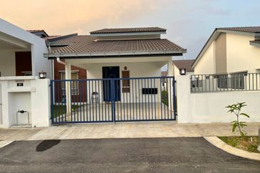 Iringan Bayu Seremban Semi D Fully Furnished For Rent