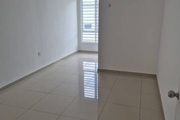 Sendayan Suriaman 4bed 4bath 2Storey Partially Furnished For Sale