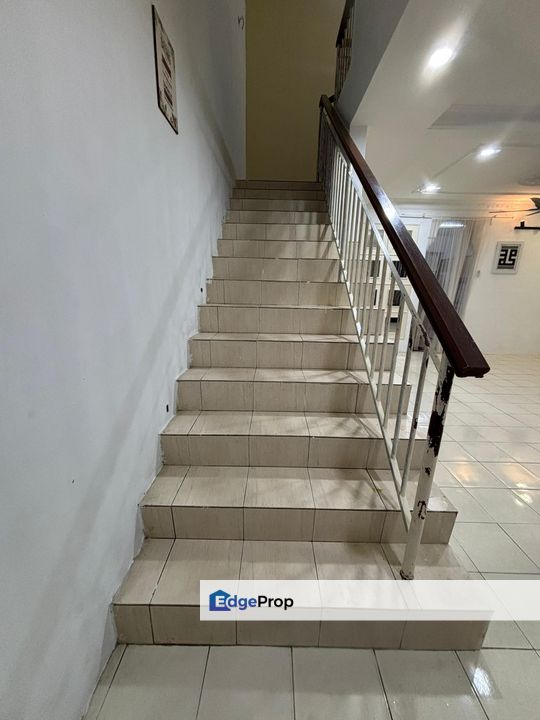 Taman Pulai Impian Sikamat 2Storey Partially Furnished For Rent, Negeri Sembilan, Seremban