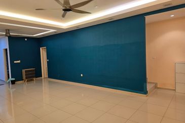 Hijayu Sendayan 4bed 4bath 2Storey Partially Furnished For Rent