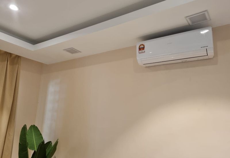 Hijayu Sendayan 4bed 4bath 2Storey Partially Furnished For Rent