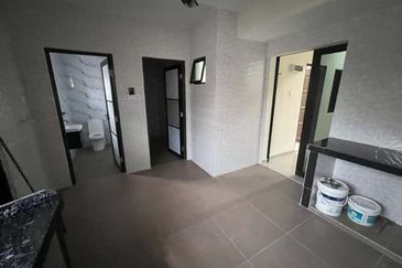 Taman Temiang Jaya 1.5Storey Partially Furnished For Rent 