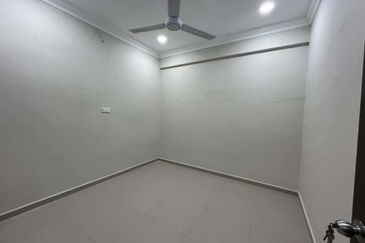 Taman Temiang Jaya 1.5Storey Partially Furnished For Rent 