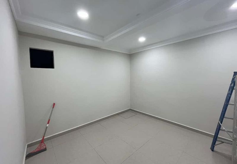 Taman Temiang Jaya 1.5Storey Partially Furnished For Rent 
