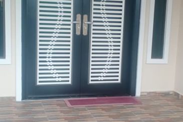 Taman Temiang Jaya 1.5Storey Partially Furnished For Rent 