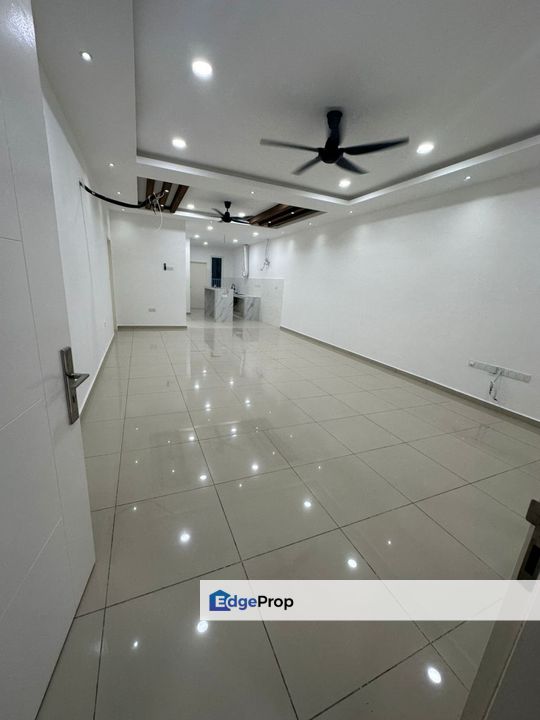 Nusari Bayu 4bed 3bath 2Storey Partially Furnished For Rent, Negeri Sembilan, Mantin