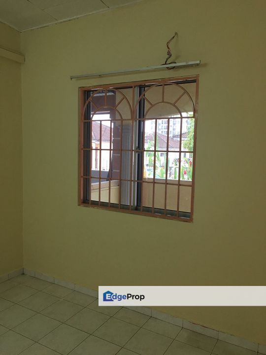S2 Garden Avenue 3bed 2bath Partially Furnished For Rent, Negeri Sembilan, Seremban