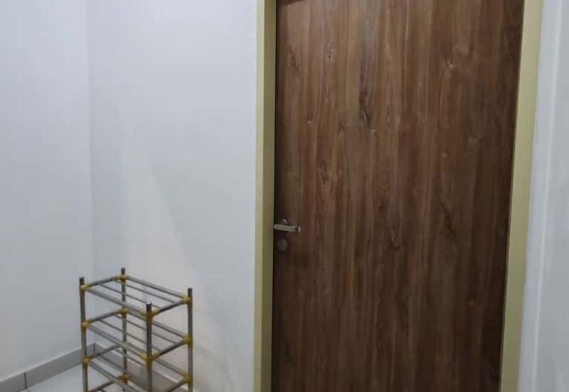 Lili Residensi Nilai 3bed 2bath Partially Furnished For Rent