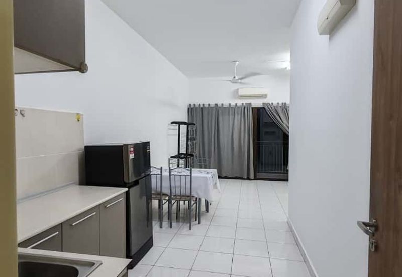 Lili Residensi Nilai 3bed 2bath Partially Furnished For Rent