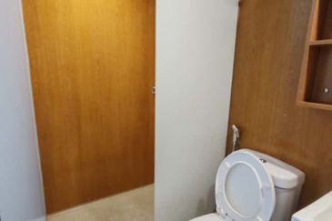 Lili Residensi Nilai 3bed 2bath Partially Furnished For Rent