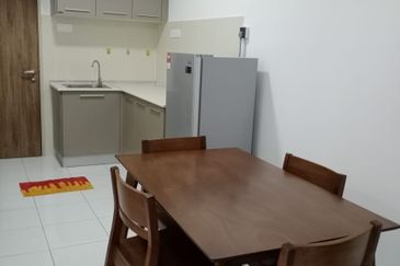 Lili Residensi Nilai 3bed 2bath Fully Furnished For Sale 