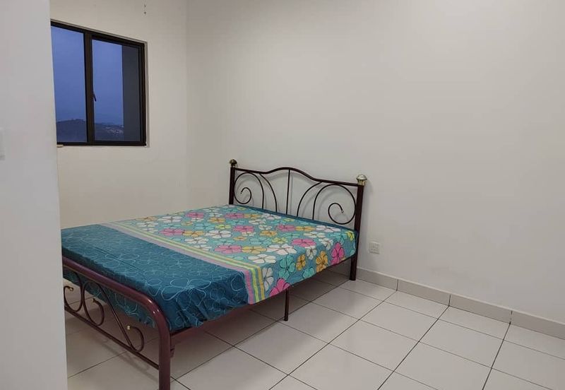 Lili Residensi Nilai 3bed 2bath Partially Furnished For Sale 
