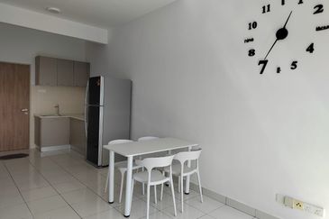 Lili Residensi Nilai 3bed 2bath Partially Furnished For Sale 