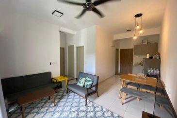 Lili Residensi Nilai 3bed 2bath Fully Furnished For Sale 