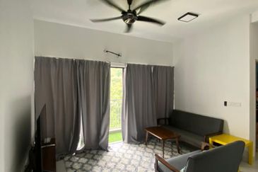 Lili Residensi Nilai 3bed 2bath Fully Furnished For Sale 