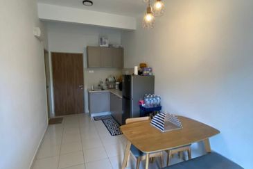 Lili Residensi Nilai 3bed 2bath Fully Furnished For Sale 