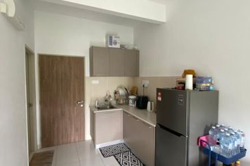 Lili Residensi Nilai 3bed 2bath Fully Furnished For Sale 
