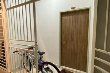 Lili Residensi Nilai 3bed 2bath Fully Furnished For Sale 