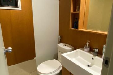 Lili Residensi Nilai 3bed 2bath Fully Furnished For Sale 