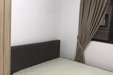 Lili Residensi Nilai 3bed 2bath Partially Furnished For Sale