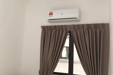 Lili Residensi Nilai 3bed 2bath Partially Furnished For Sale