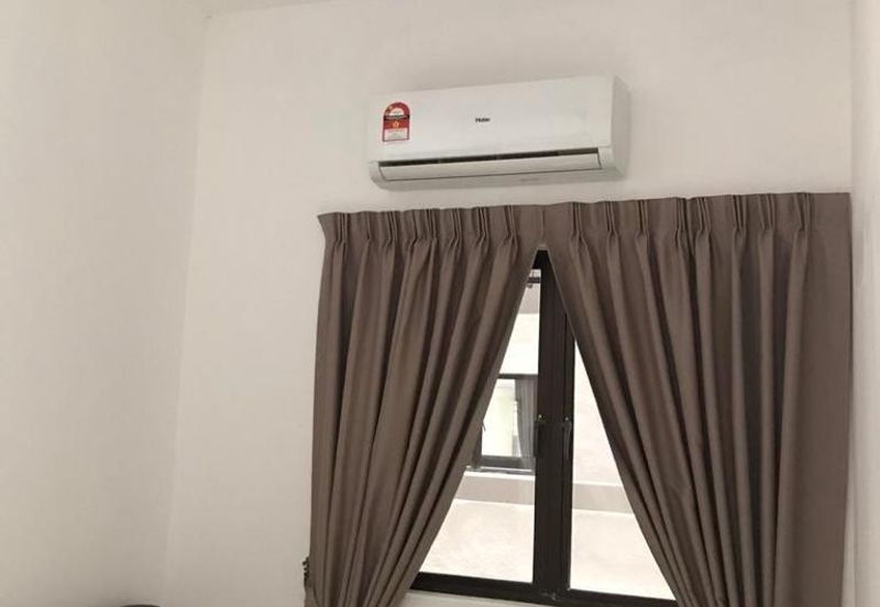 Lili Residensi Nilai 3bed 2bath Partially Furnished For Sale