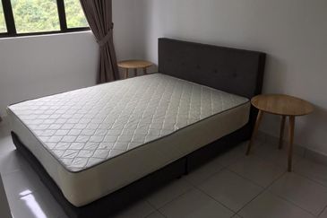 Lili Residensi Nilai 3bed 2bath Partially Furnished For Sale